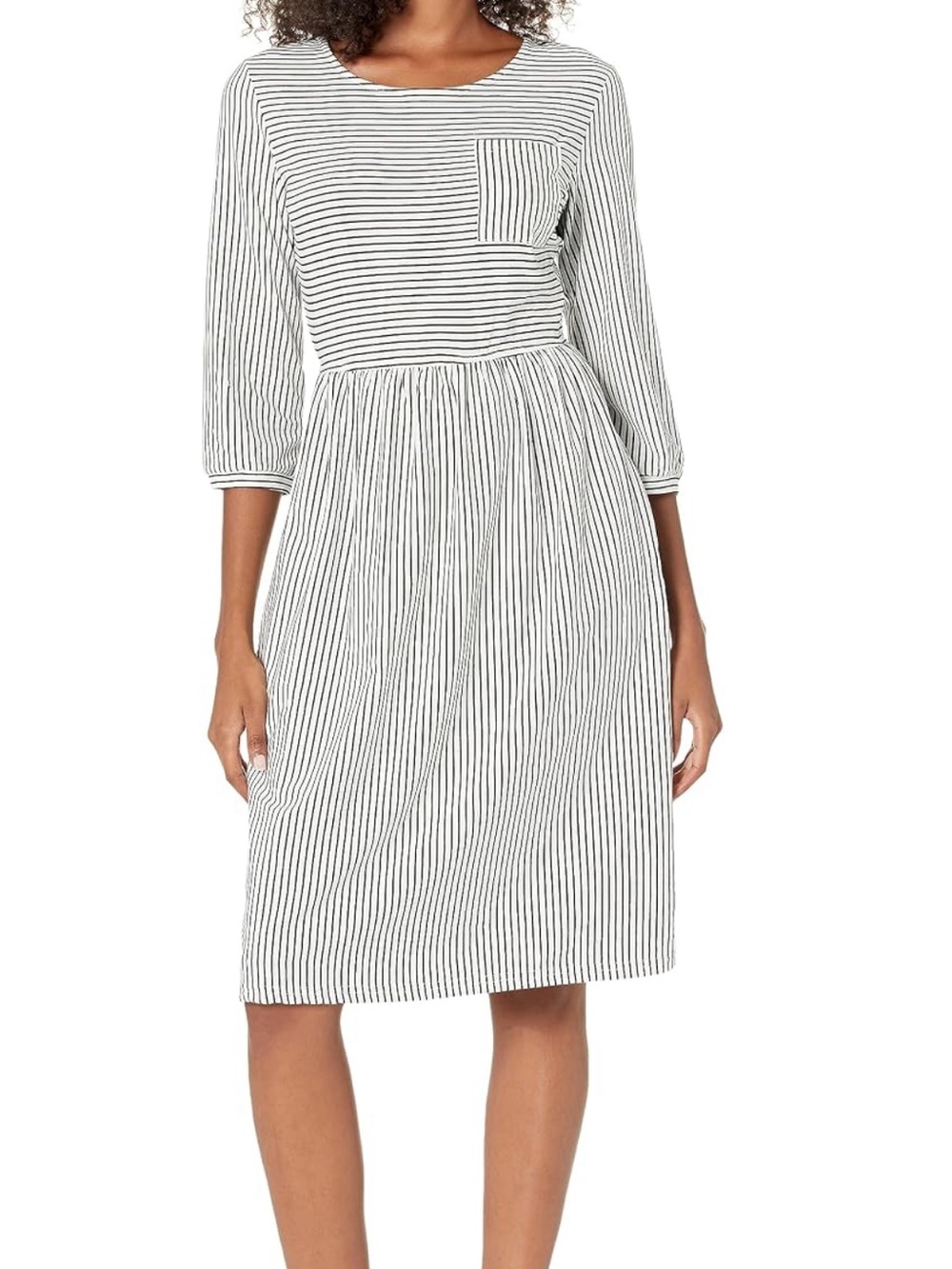 Striped Knee-Length Pullover Dress in Black and White